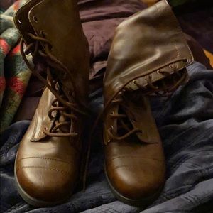 Brash Shoes - Brown tie up boots size 7 Brash Shoes - Brown tie up boots size 7